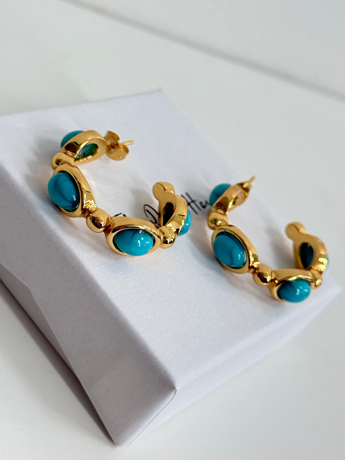 Pixie - Turquoise Blue Gold Earring
