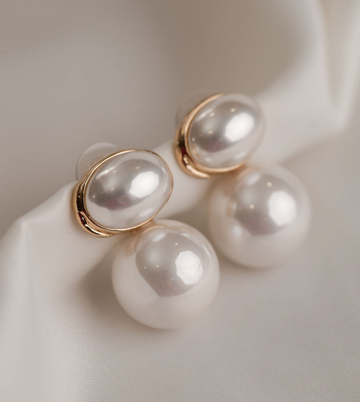 Evelyn - Pearl Gold Earring
