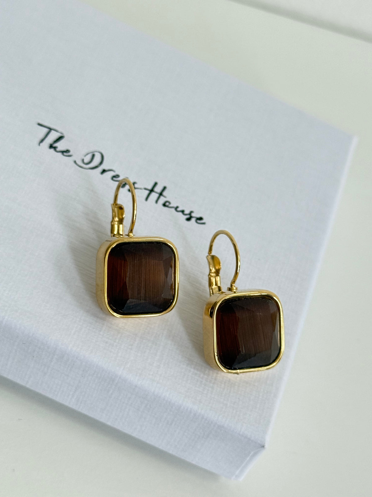 Celly - Gold Brown Earring
