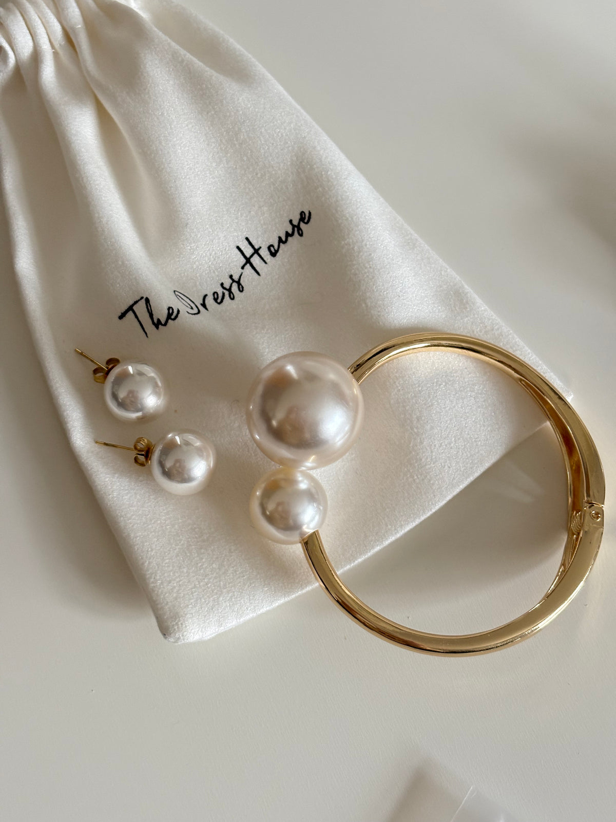 Lisa May - Gold Pearl Bangle Earring