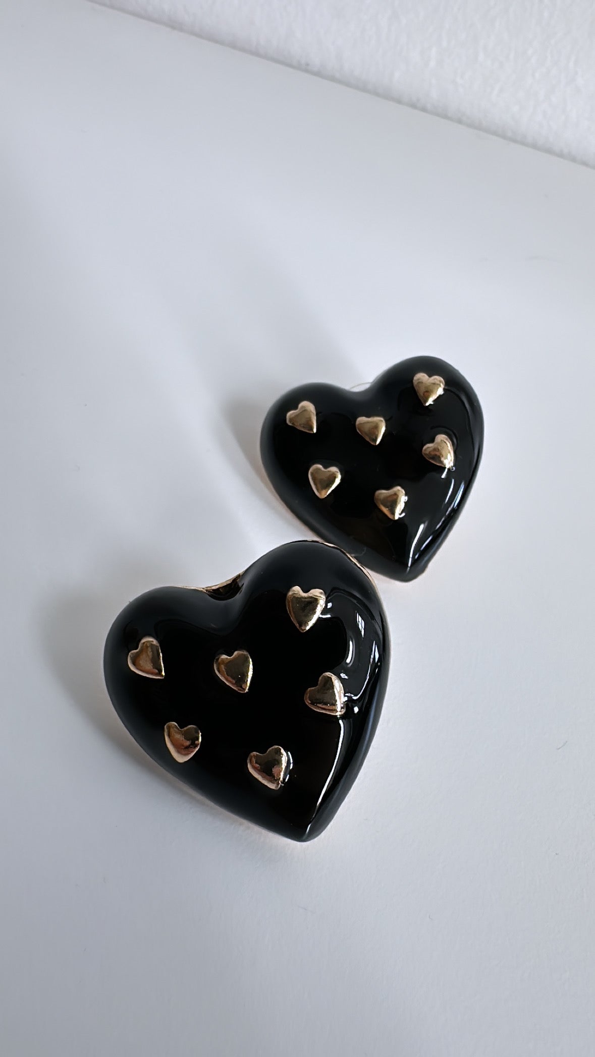 Mira heart earrings