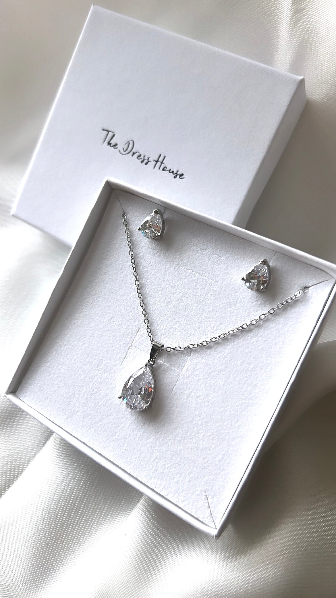 Elena Clara set (box inc)