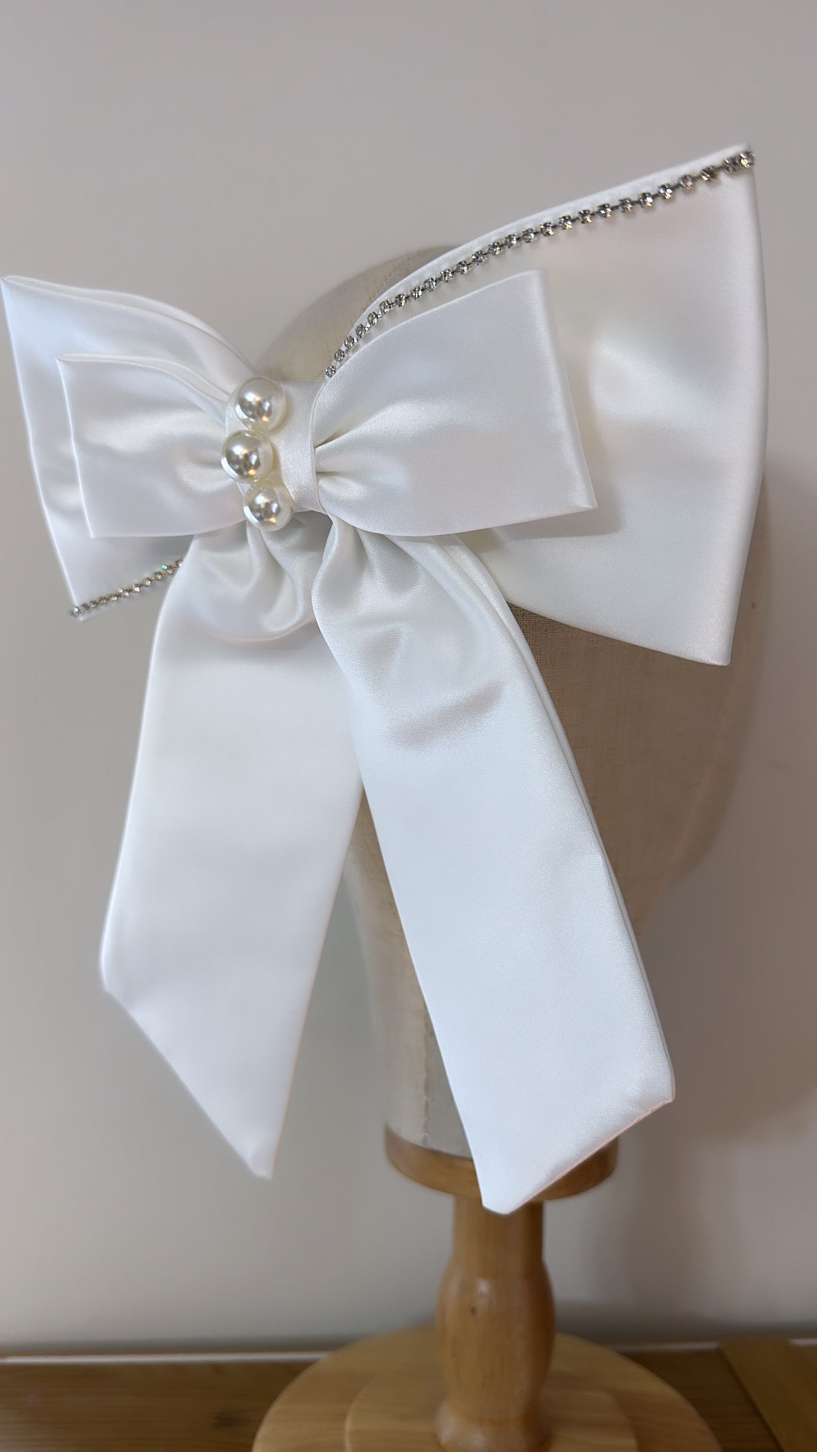 Ruth Ivory Pearl bow