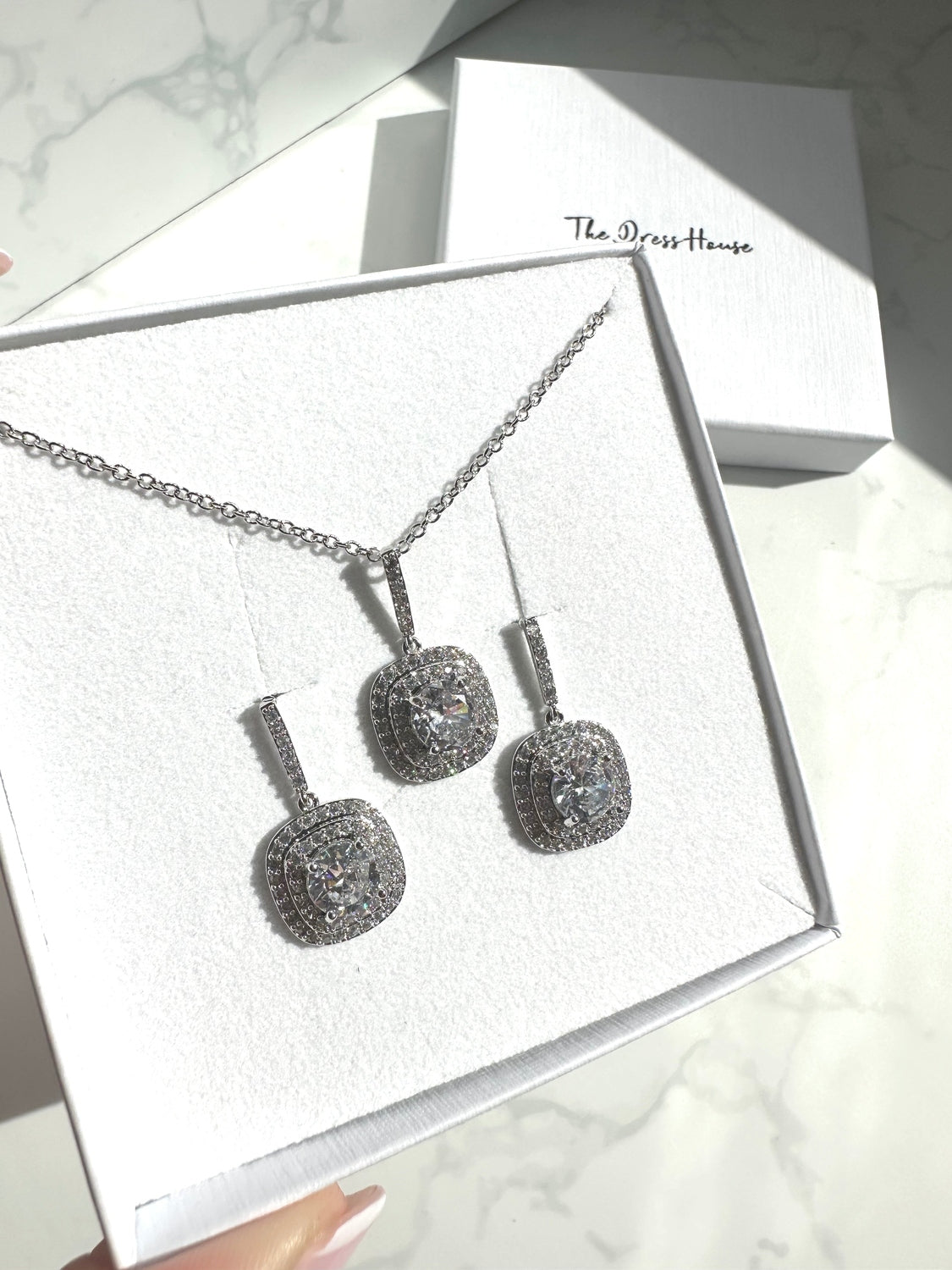 April silver set (box inc)