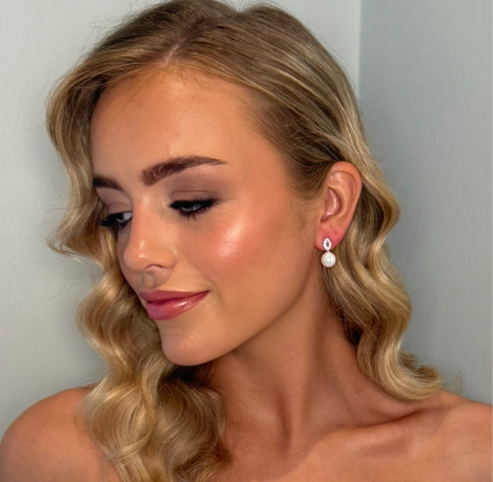 Stella - Silver Pearl Earring