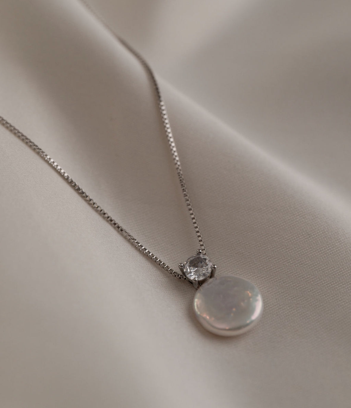 Sally - Silver Pearl Necklace