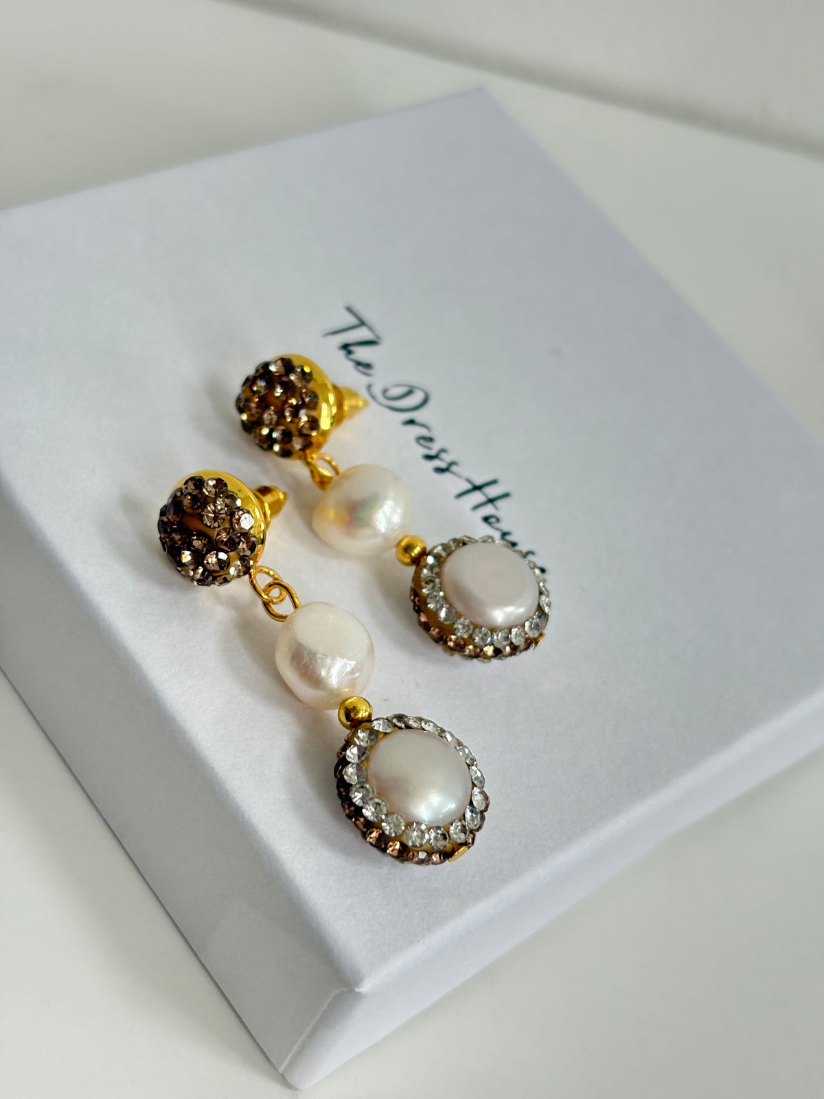 Elsie - Gold Bronze Pearl Earring