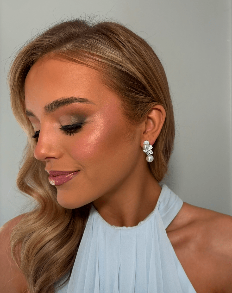 Alyssa - Silver Pearl Earring