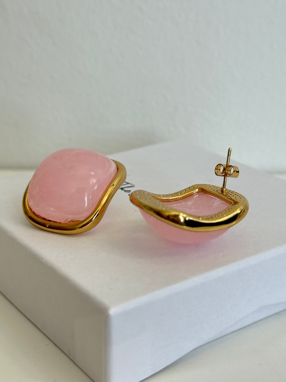 Cora - Pink Gold Earring
