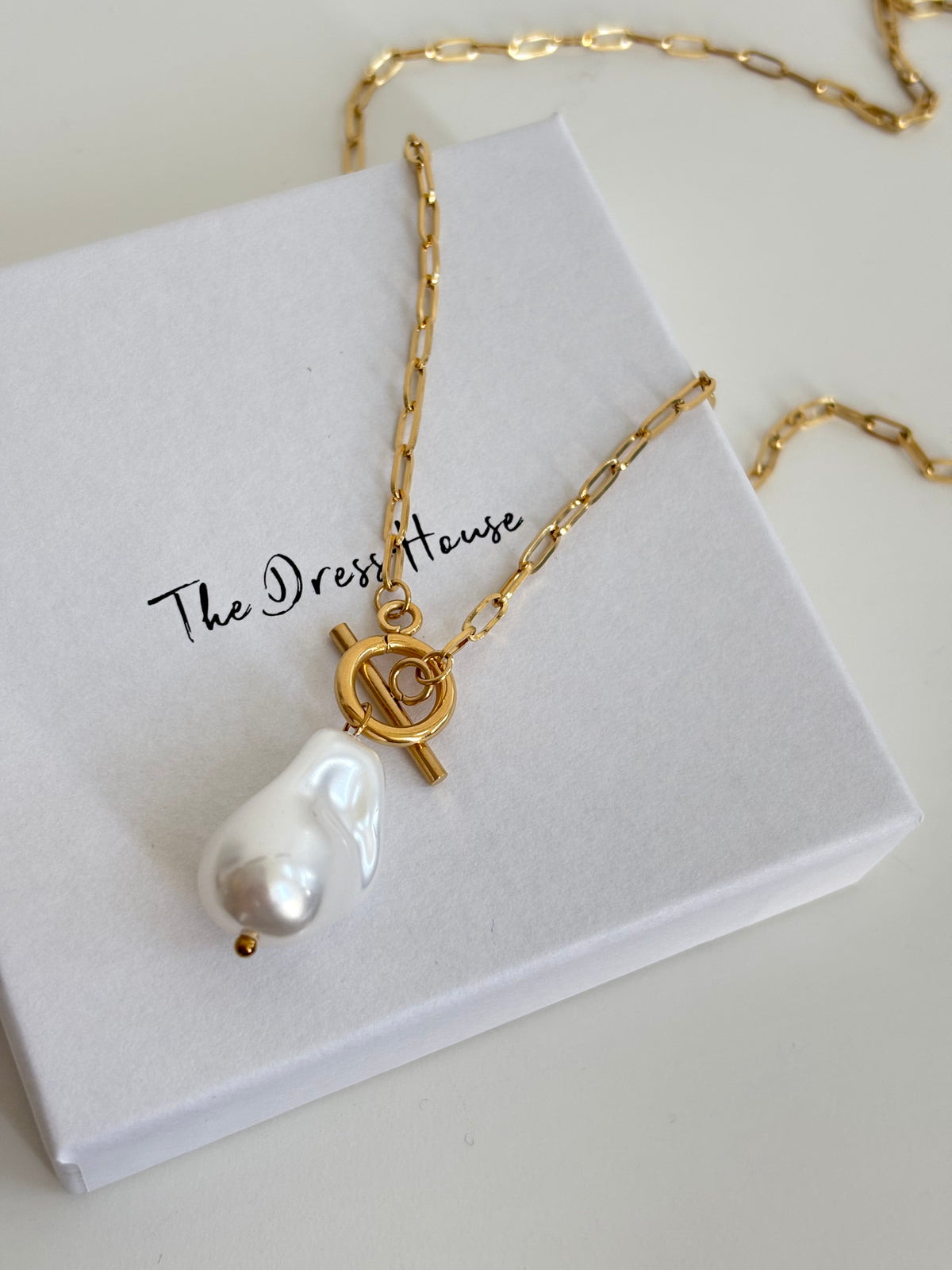 Lena - Gold Pearl Necklace