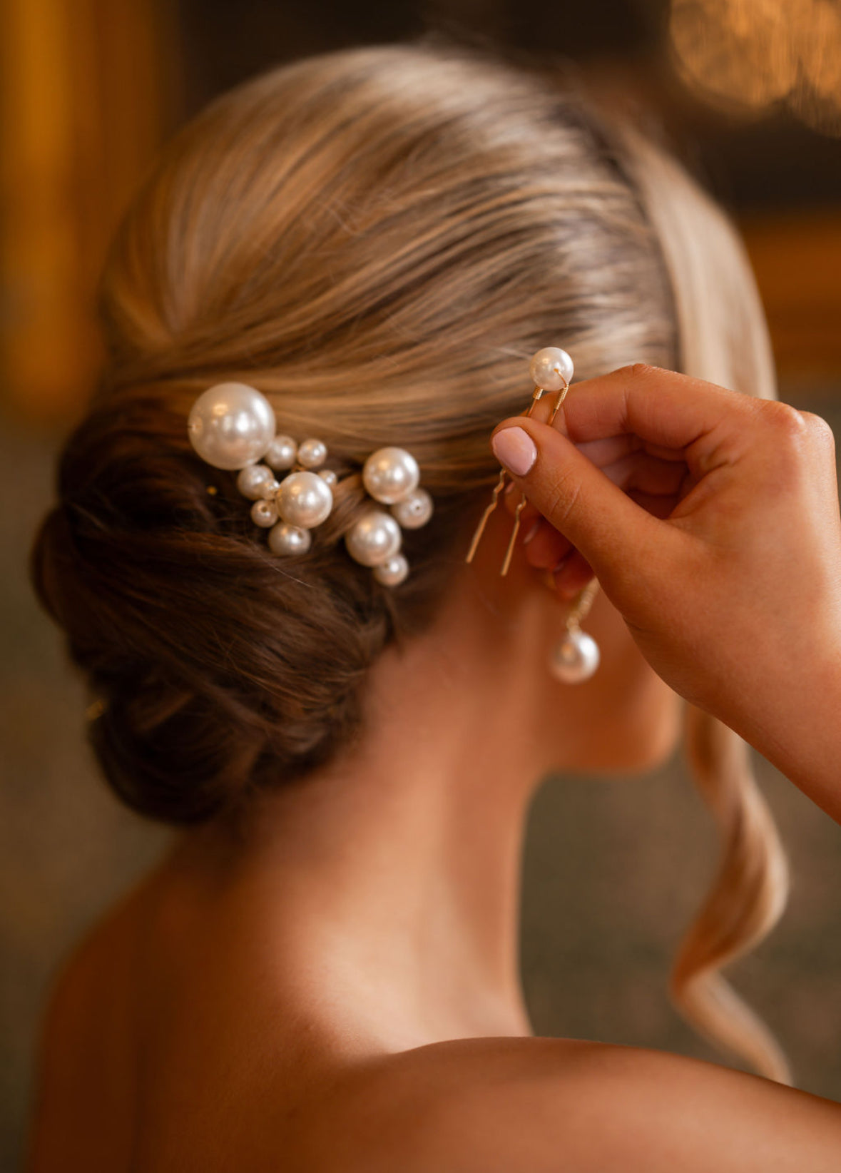 Anya - Pearl Gold Hair Pins