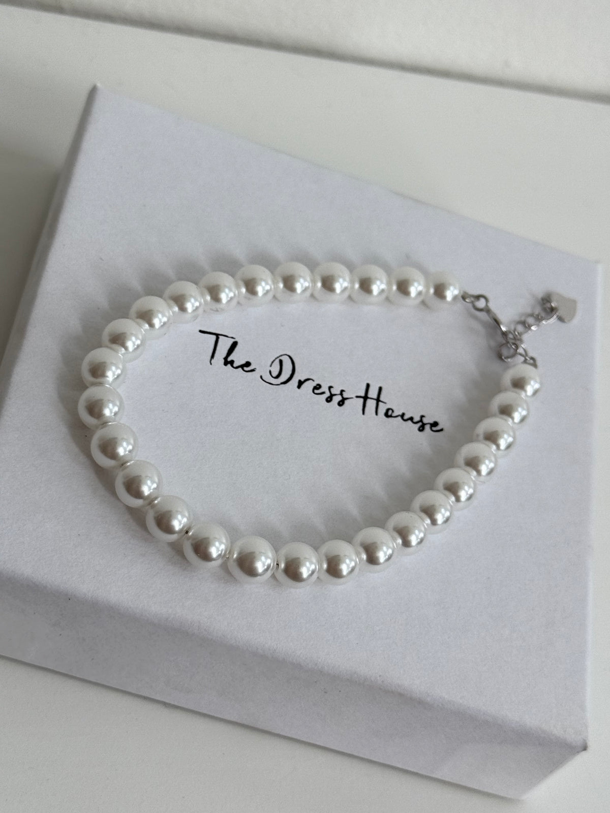 Beth - Silver Pearl Bracelet