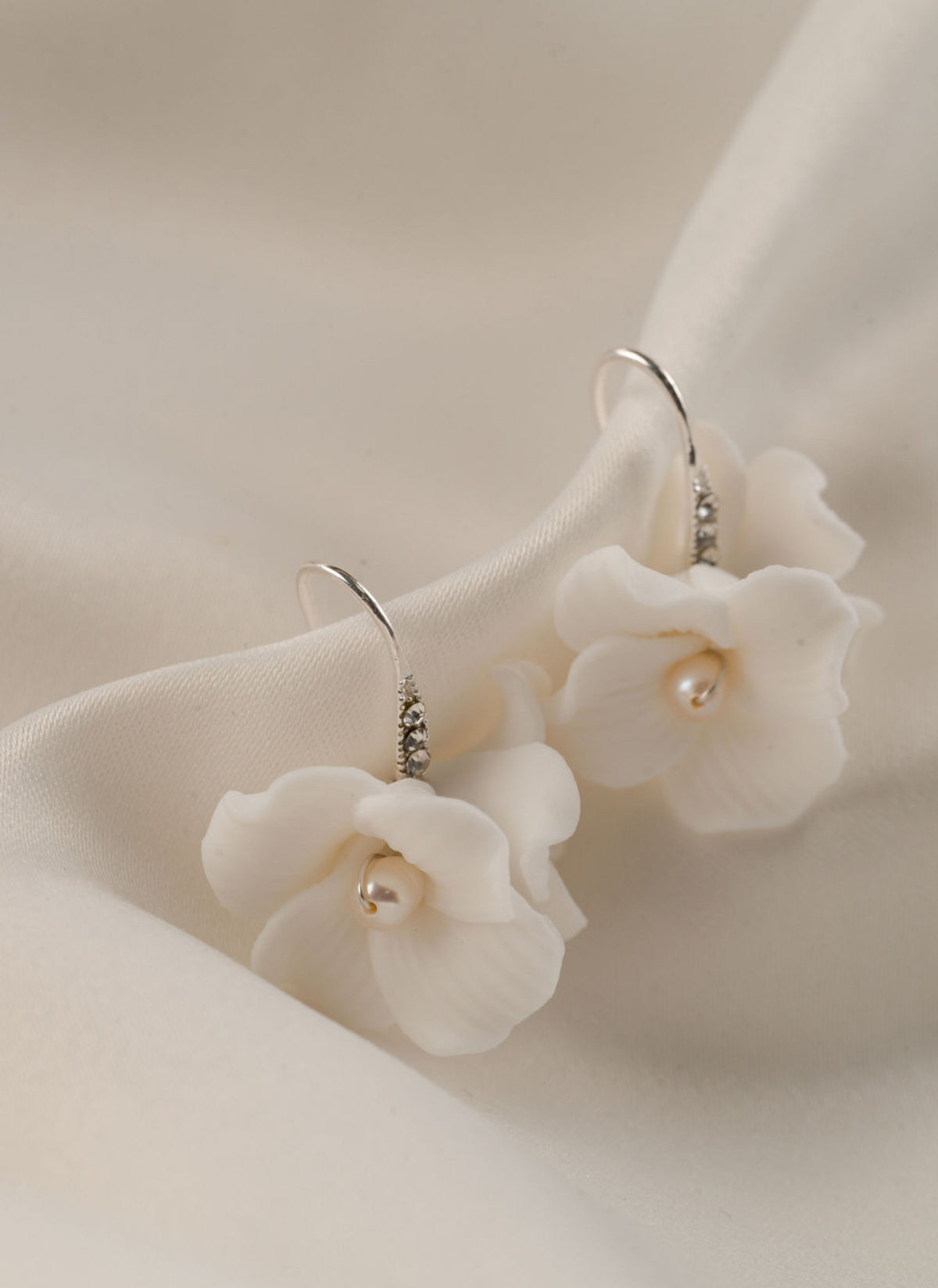 Hana - Silver Ceramic Earring