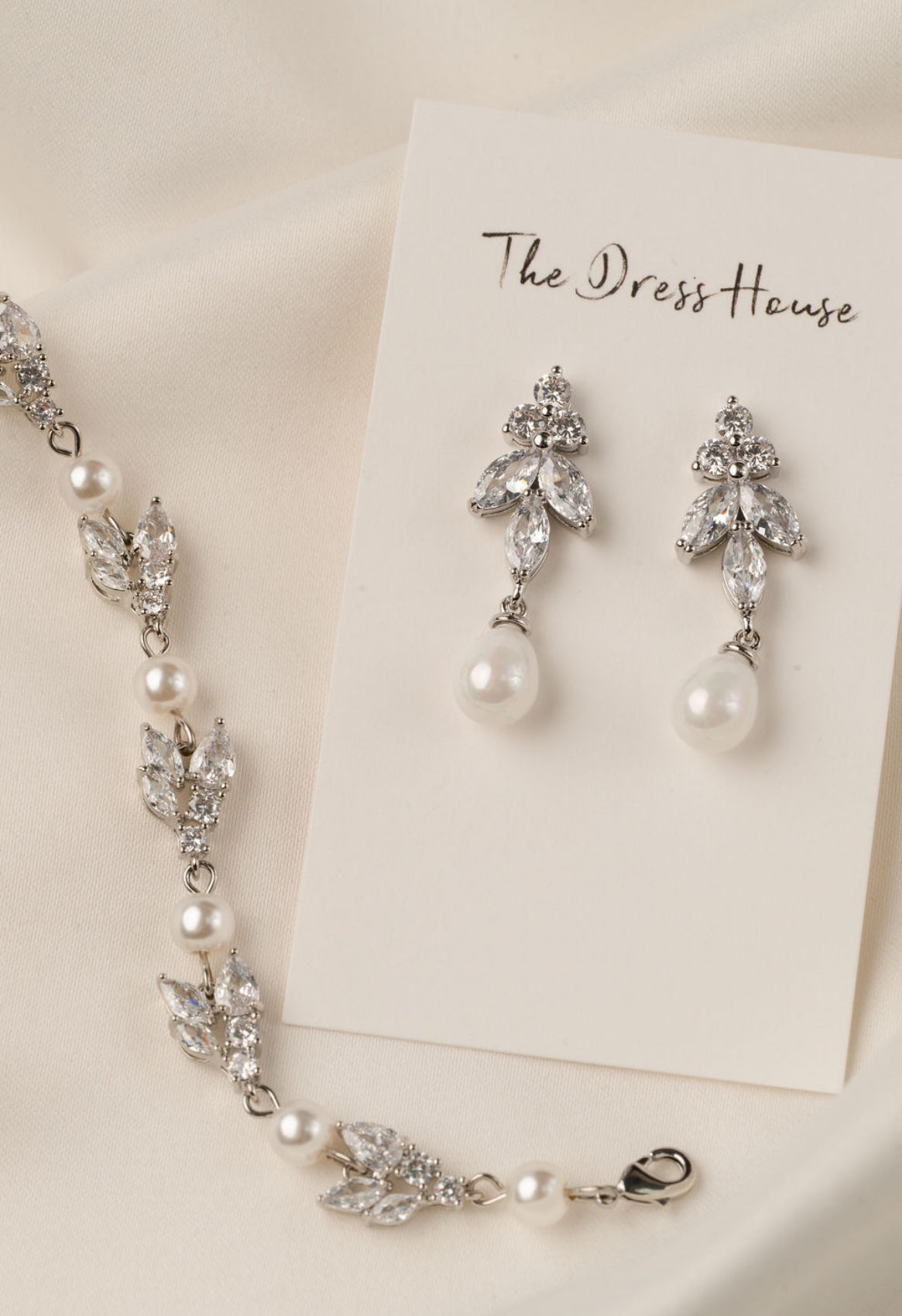 Cora - Bridal Silver Pearl Earring Bracelet Set