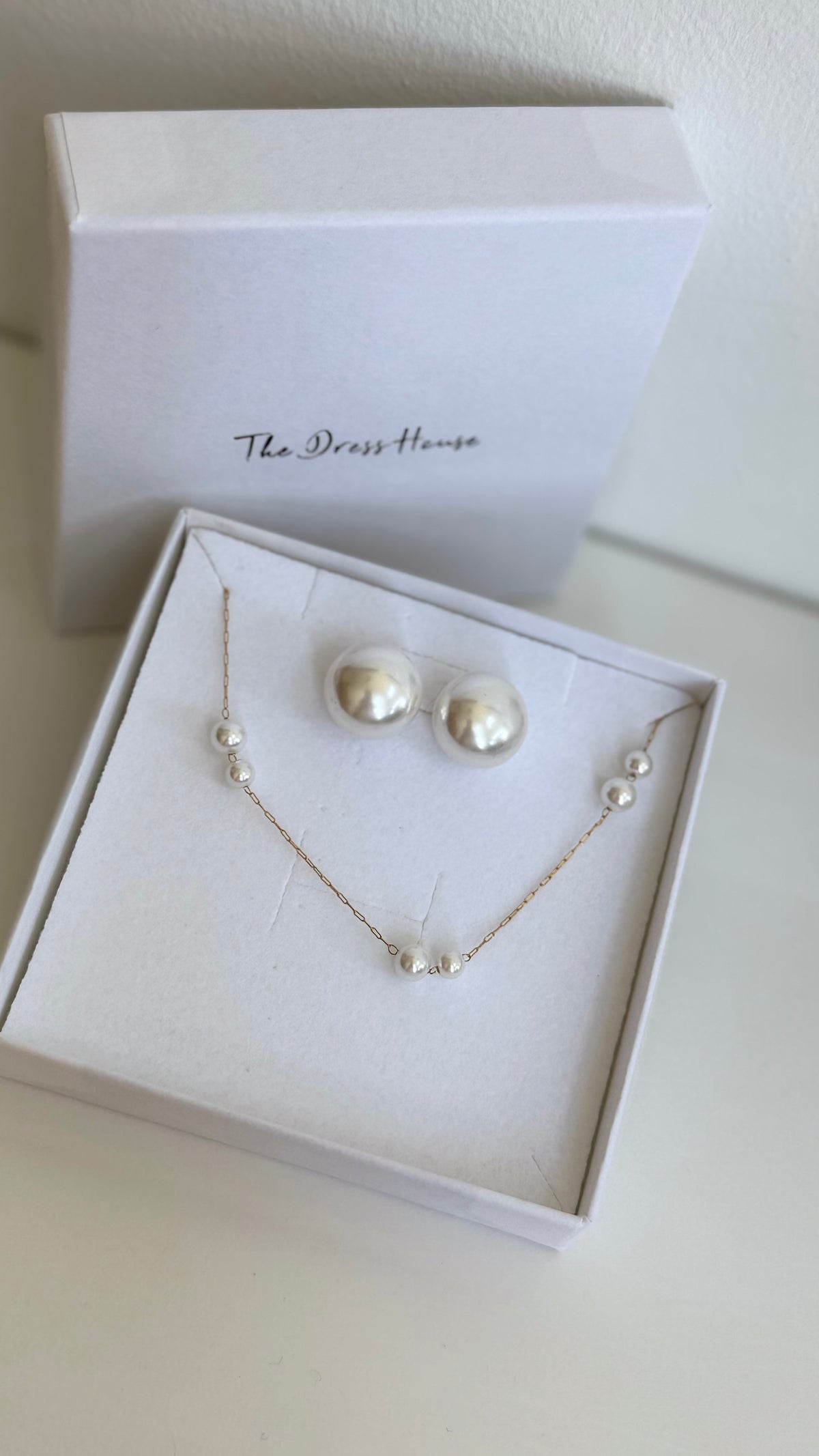 May Daisy - Gold Pearl Earring Bracelet Set
