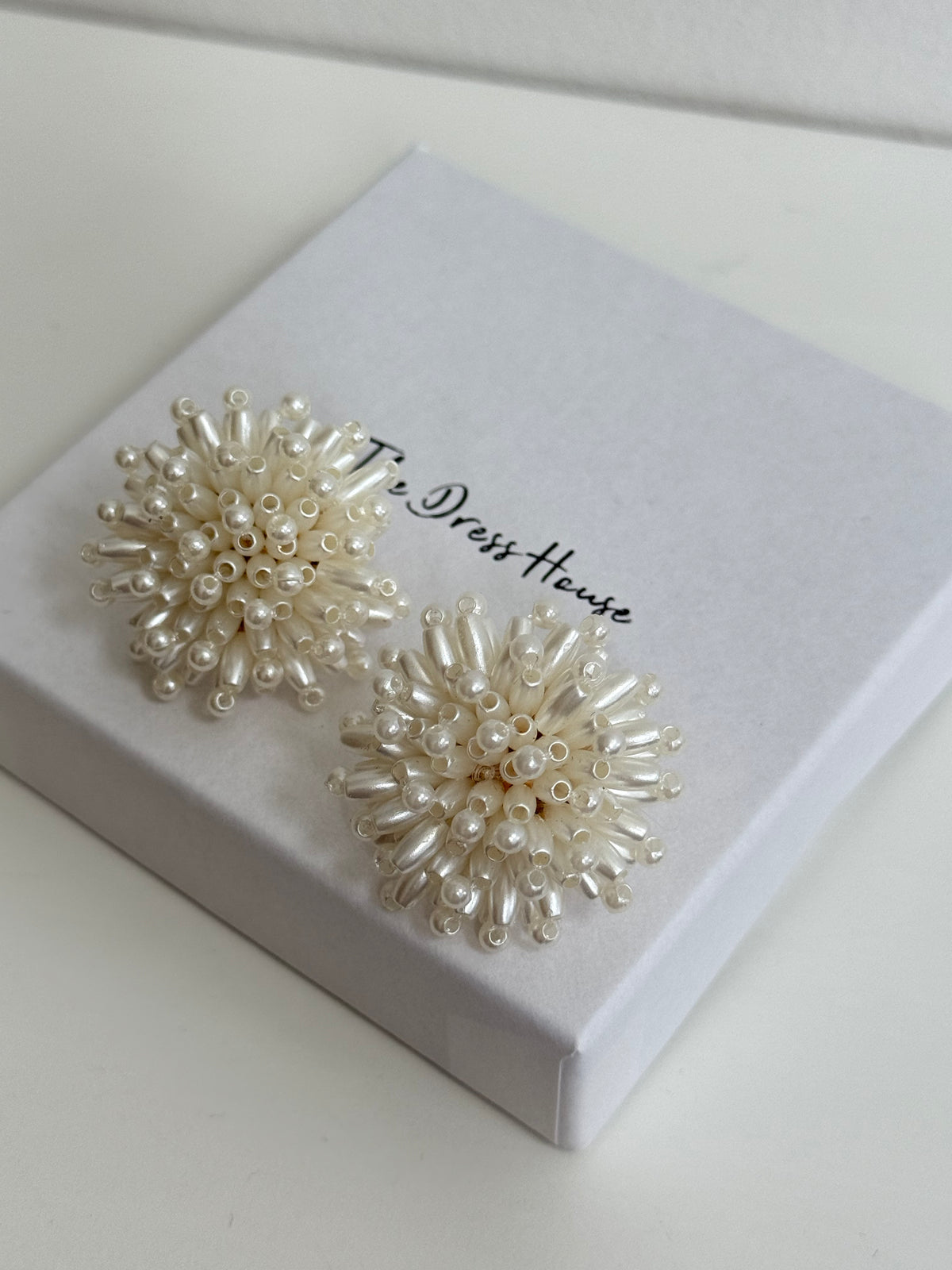 Lydia - Pearl Cluster Earring