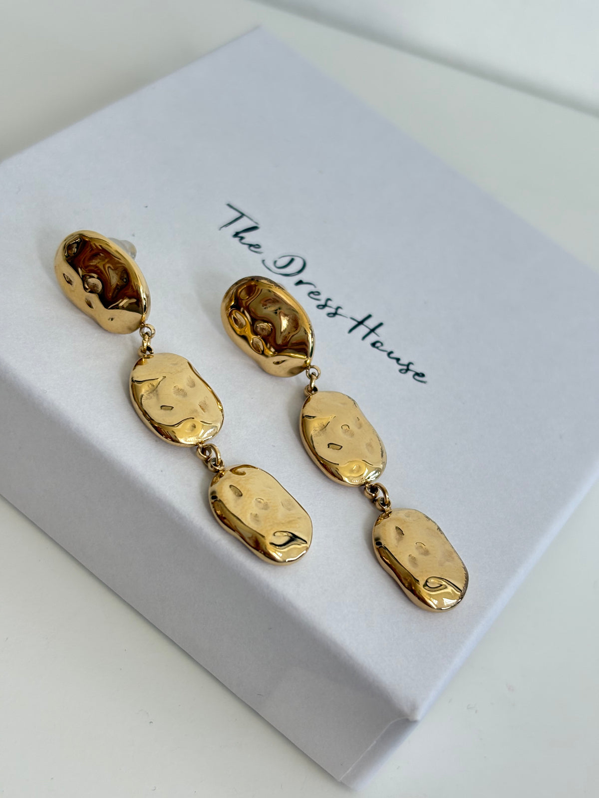 Ellen - Gold Statement Earring