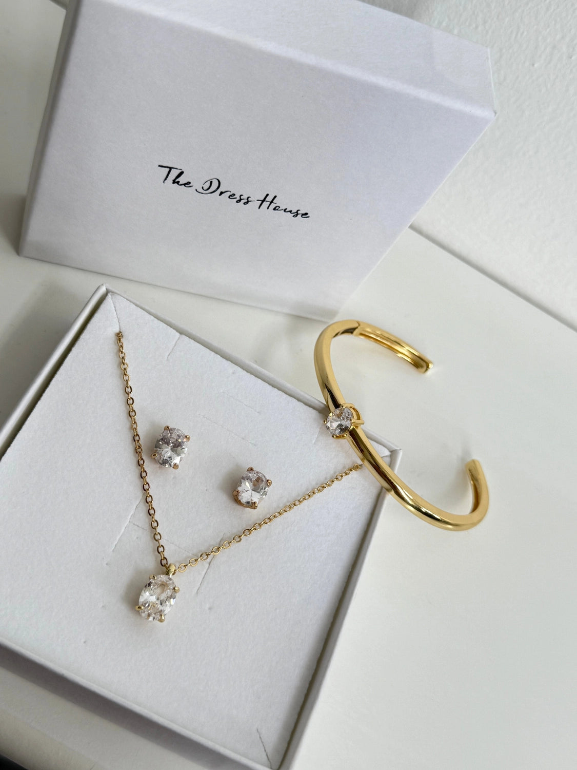 Rachey Amelia - Bangle Earring Necklace Gold Set