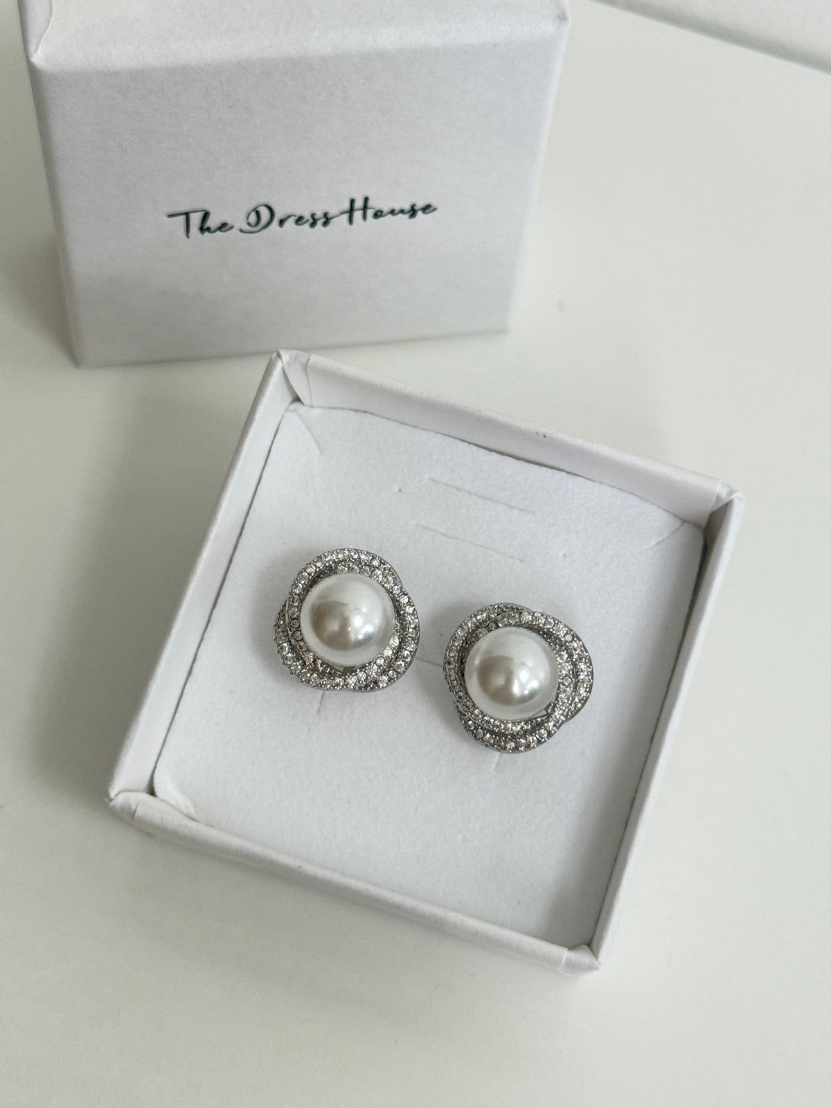 Clara - Silver Pearl Stud Earring