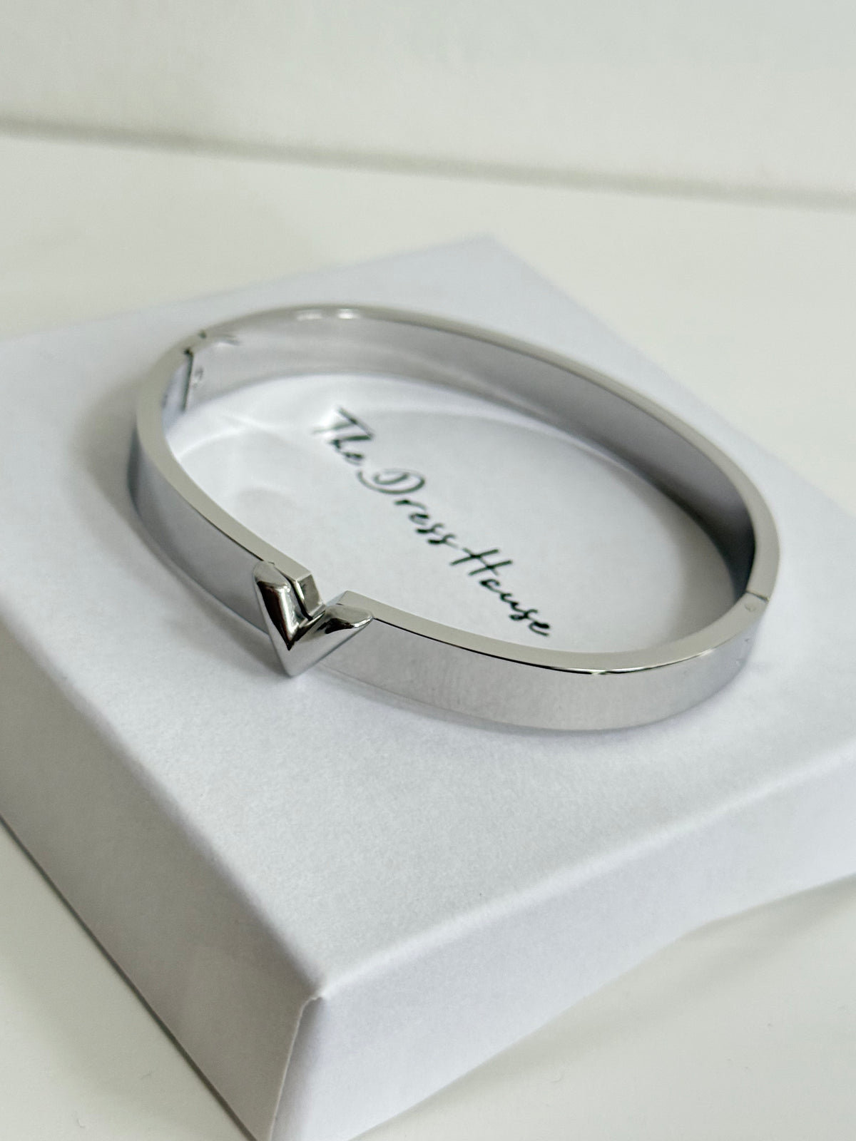 Victoria - Silver Bangle