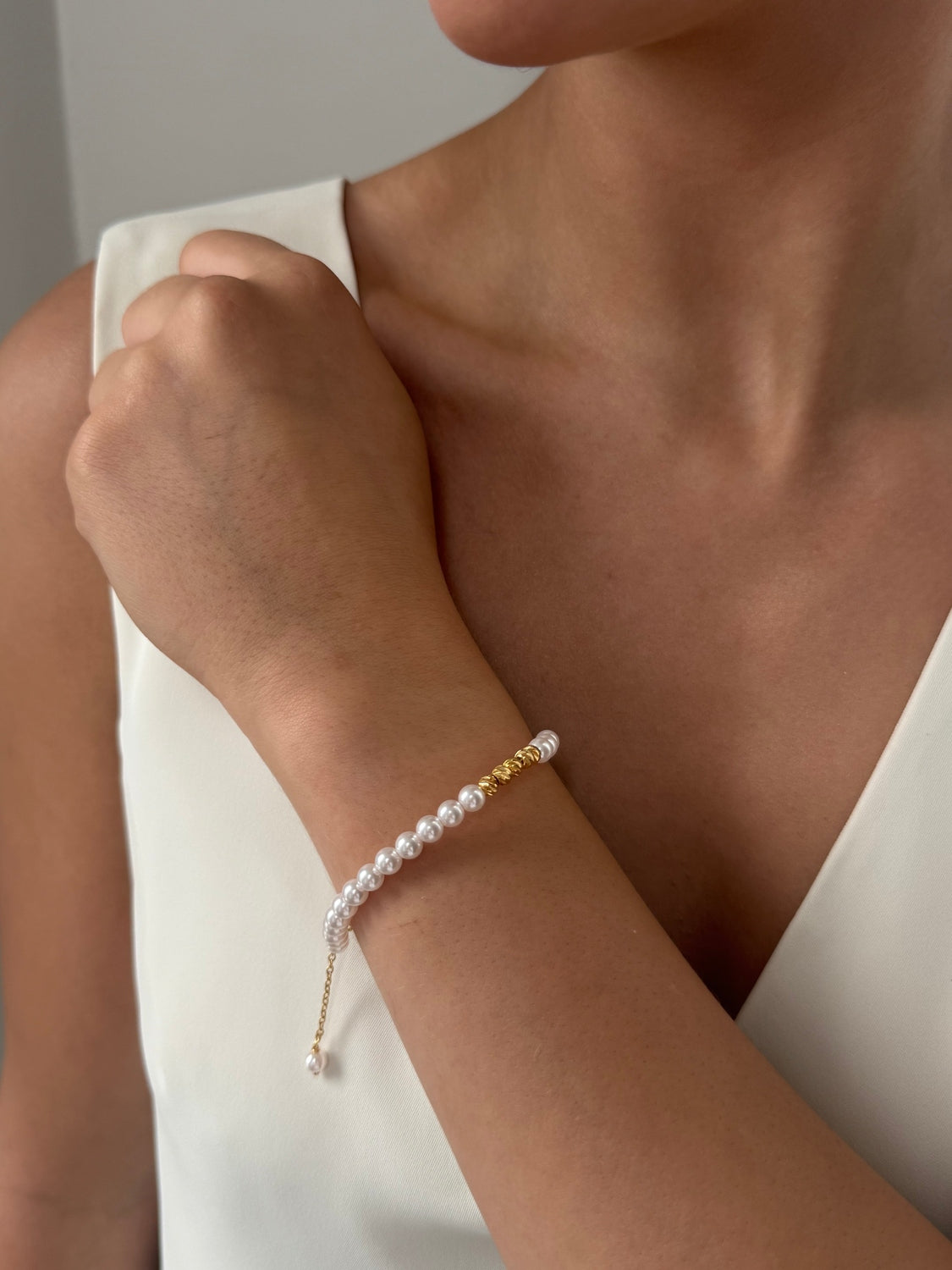 Ruby - Pearl Gold Bracelet