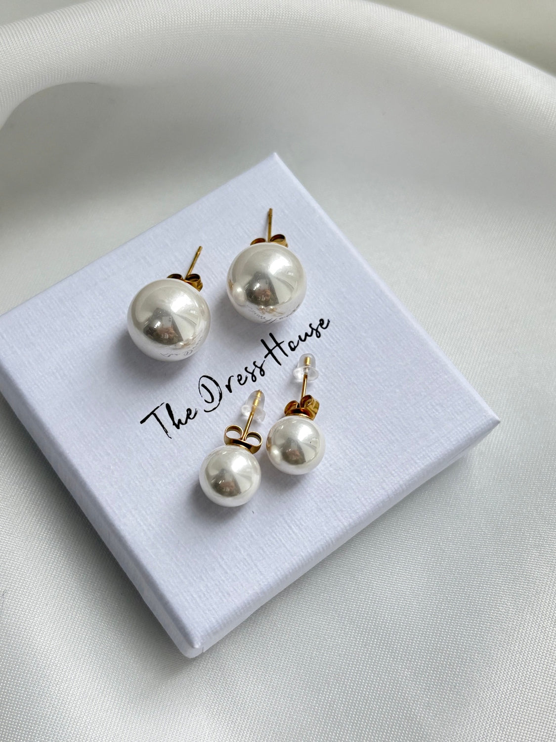 May - Gold Pearl Stud (10mm)