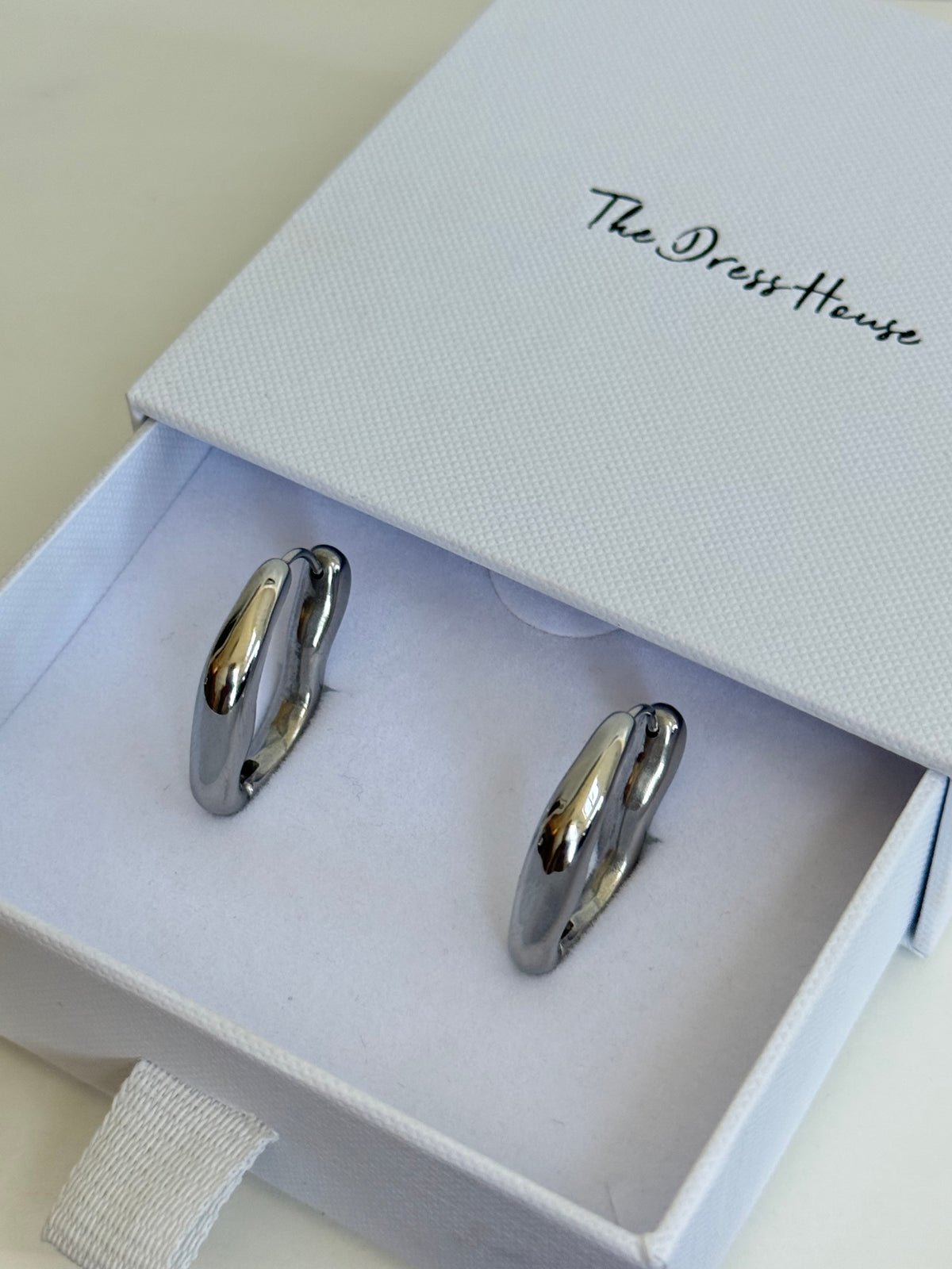 Ezra - Silver Hoop Earring