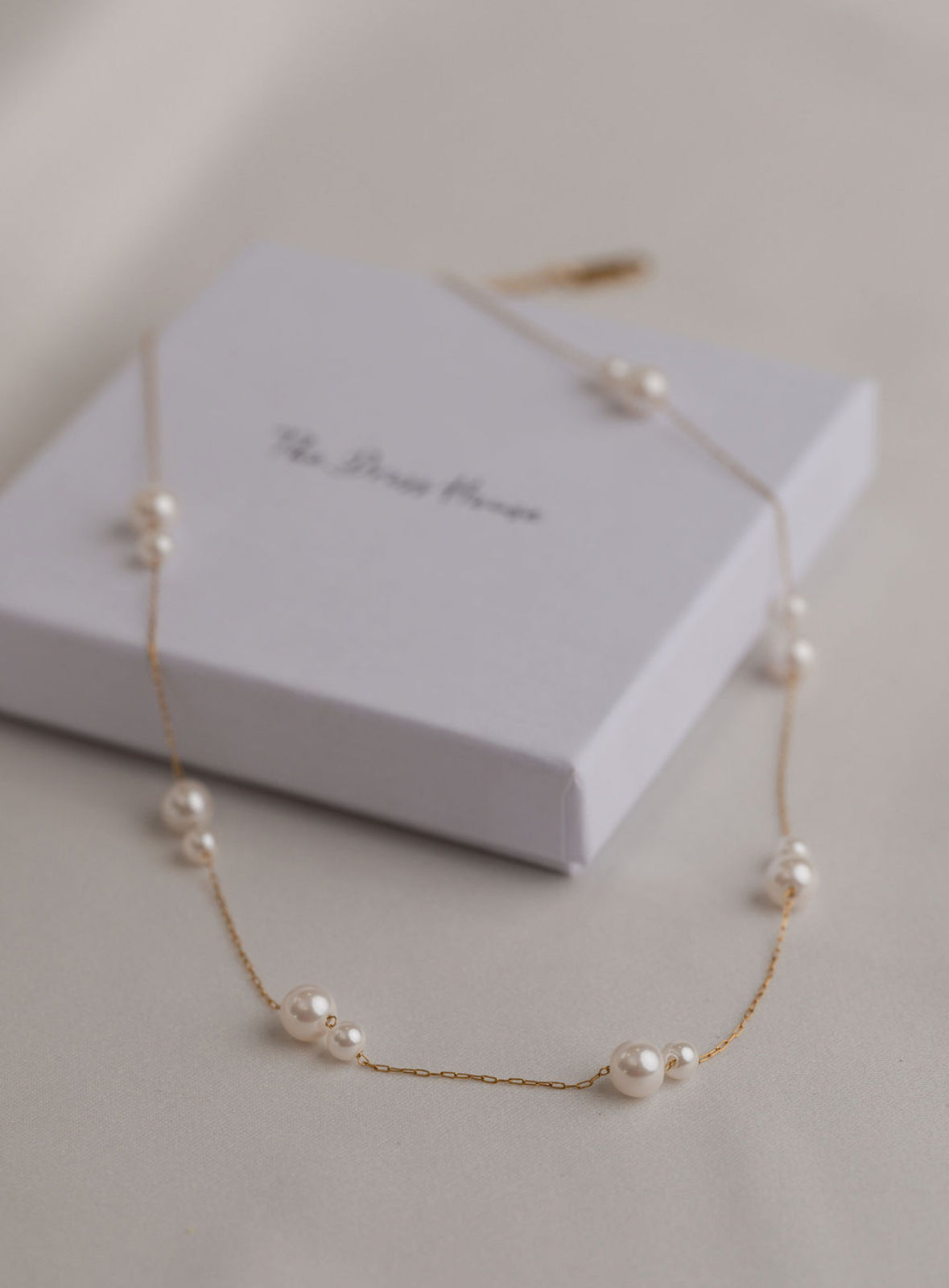 Daisy - Gold Pearl Necklace Bracelet Set