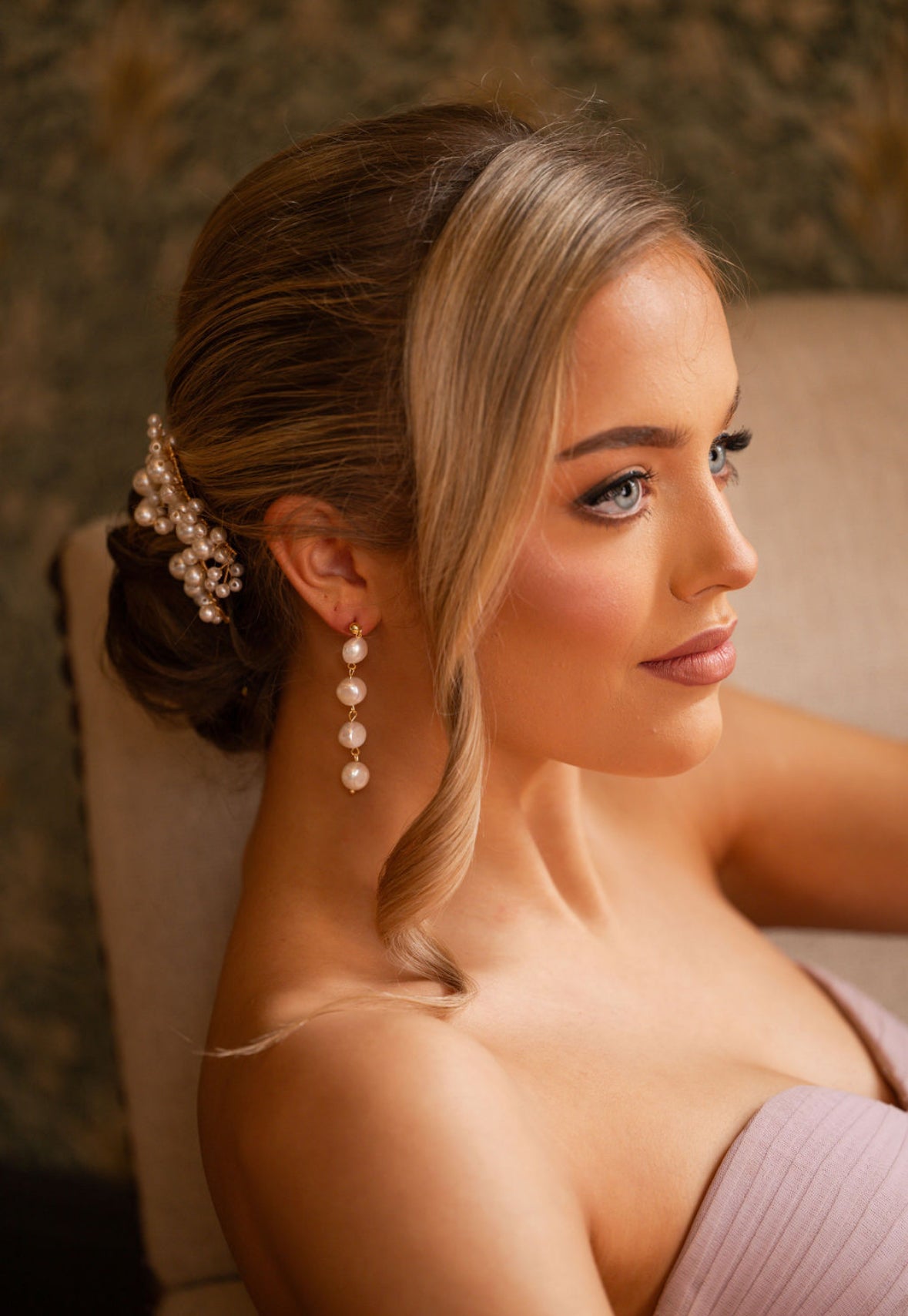 Larisa - Pearl Gold Earring