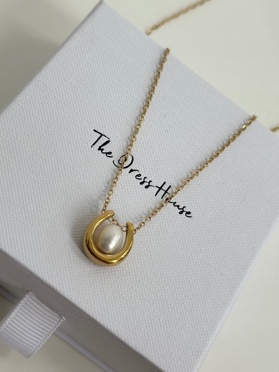 Lucy - Gold Pearl Necklace