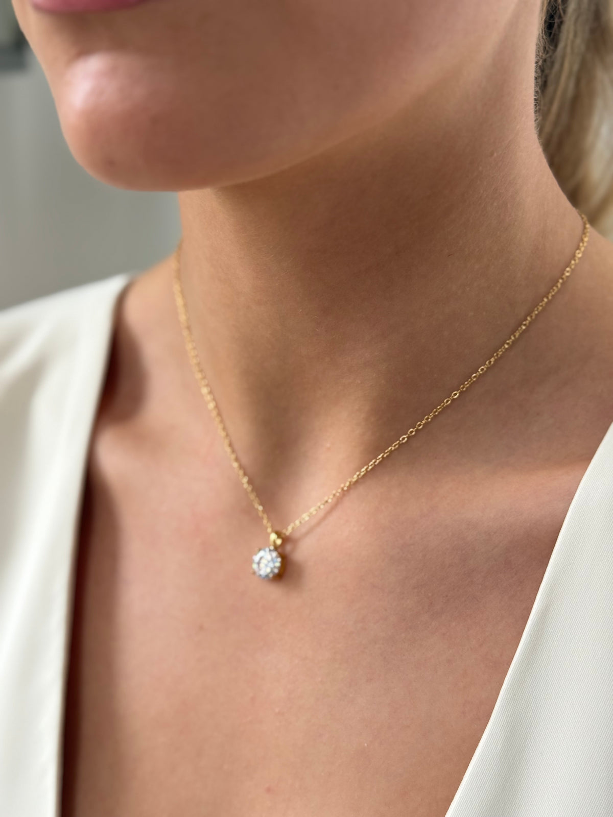 Zita - Gold Floating Diamond Necklace