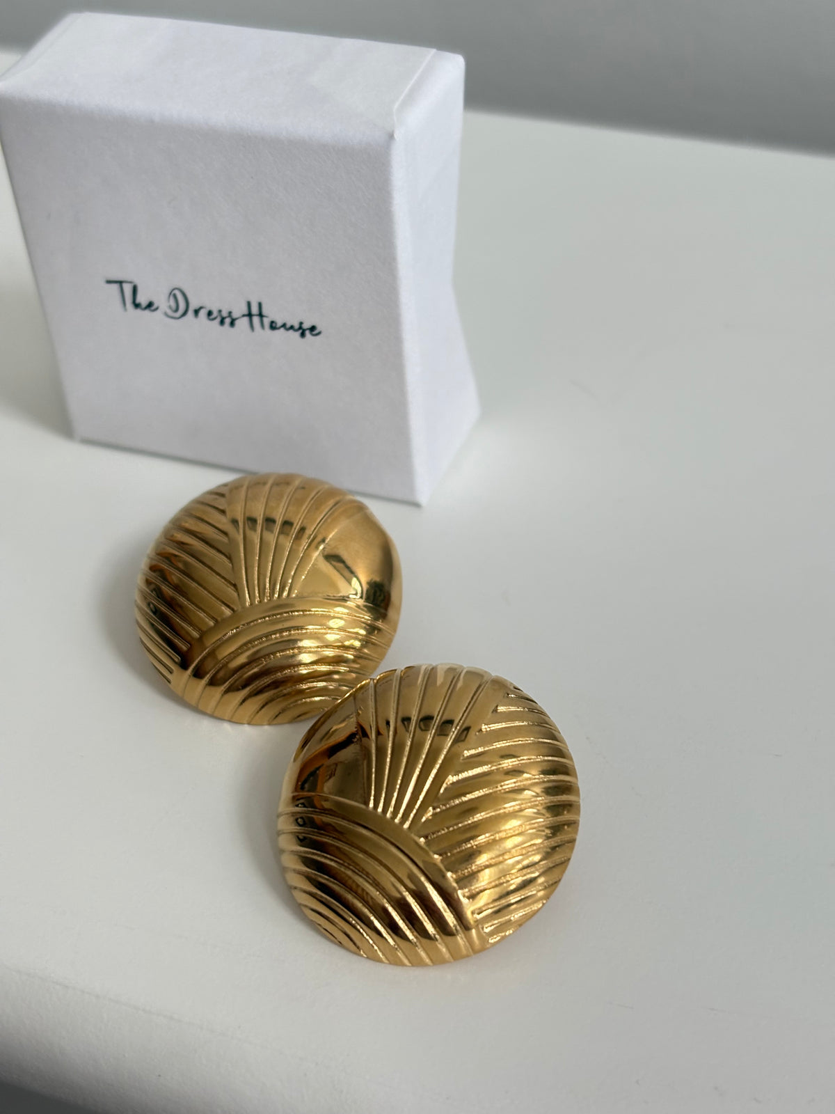 Clara - Gold Statement Earring