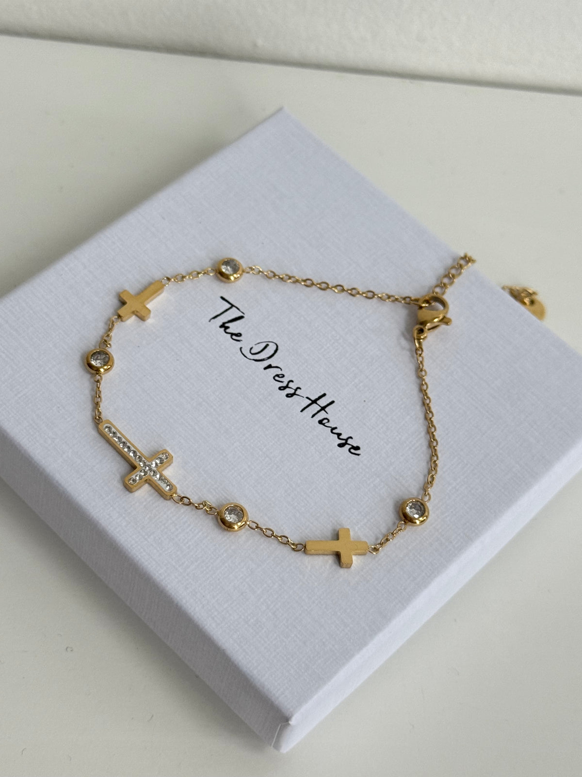 Kelly - Gold Cross Bracelet