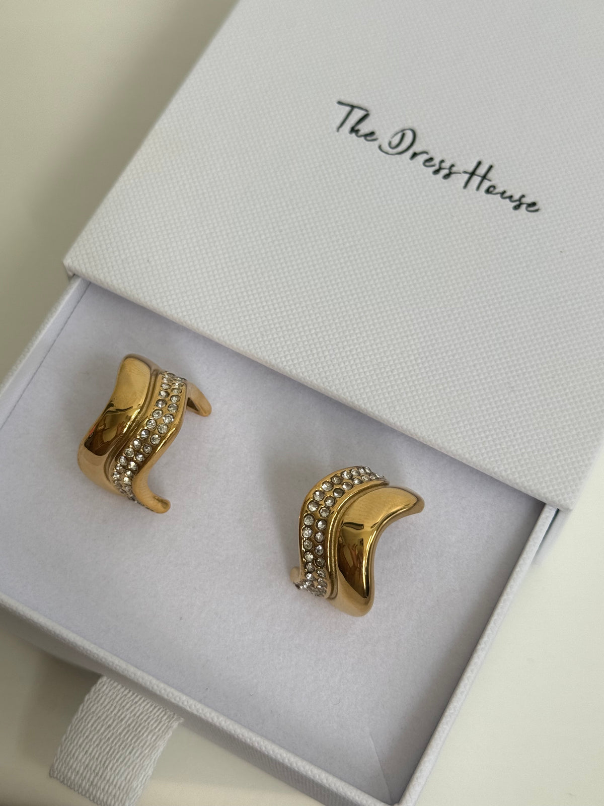 Cindy - Gold Hoop Earring