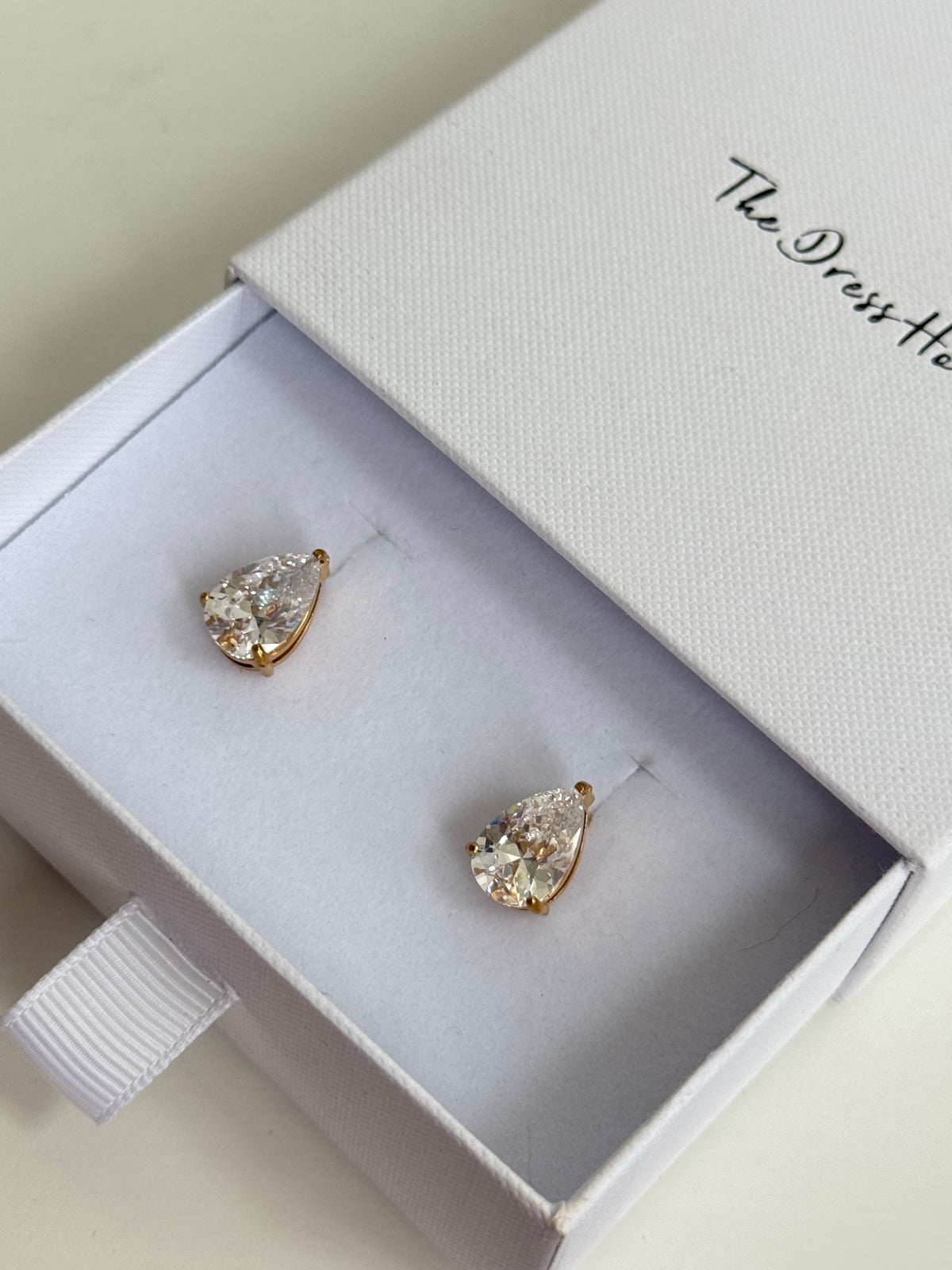 Ellie - Gold Teardrop Stud Earring
