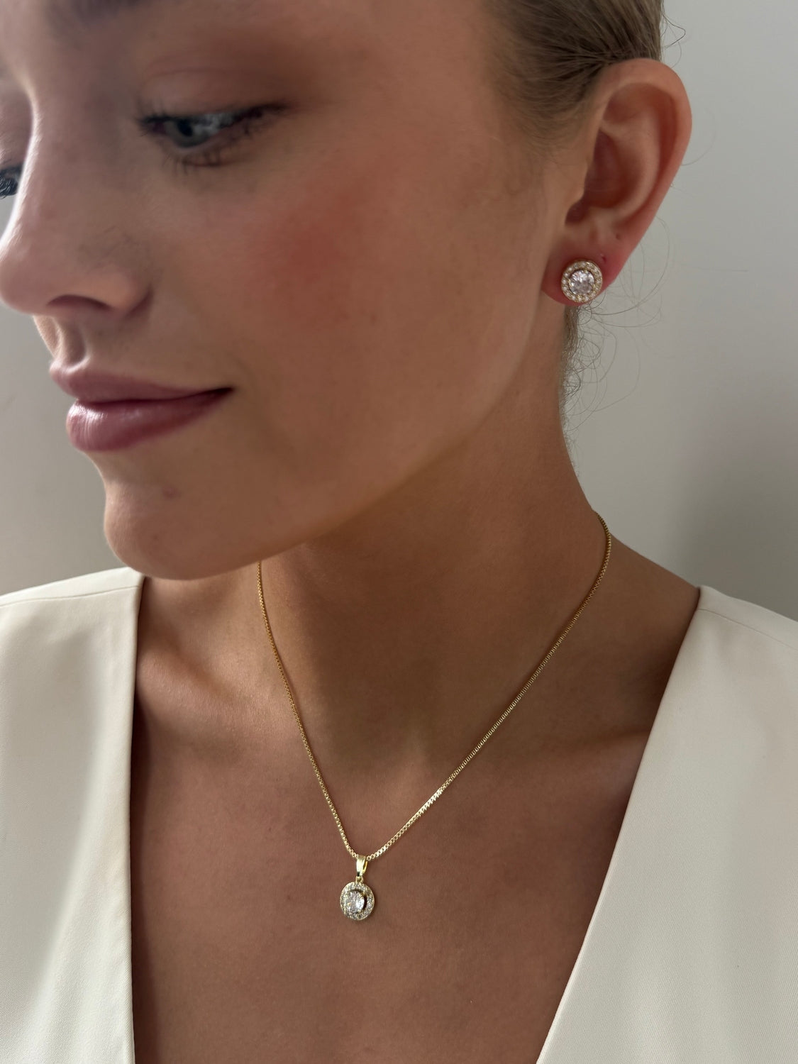 Dora - Gold Diamanté Necklace Earring Gift Set