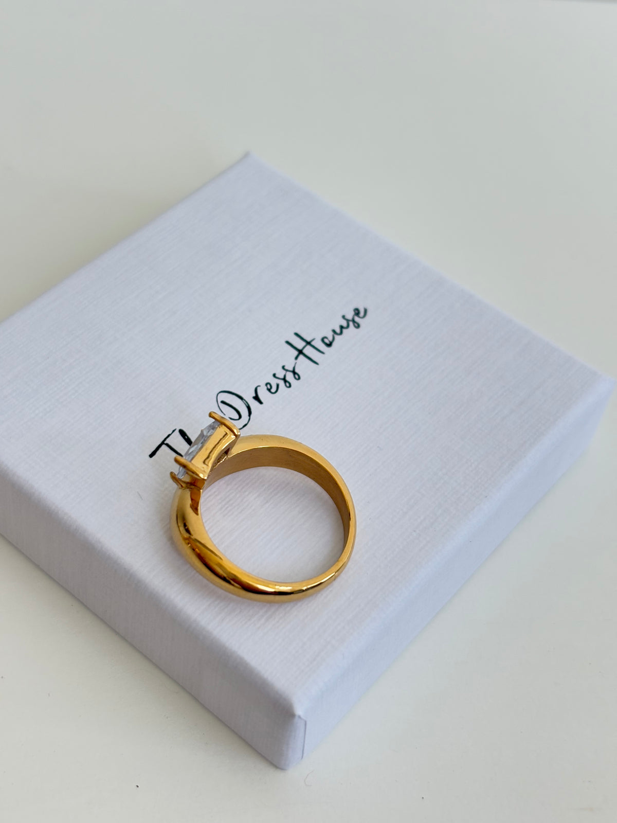 Valerie - Gold Ring