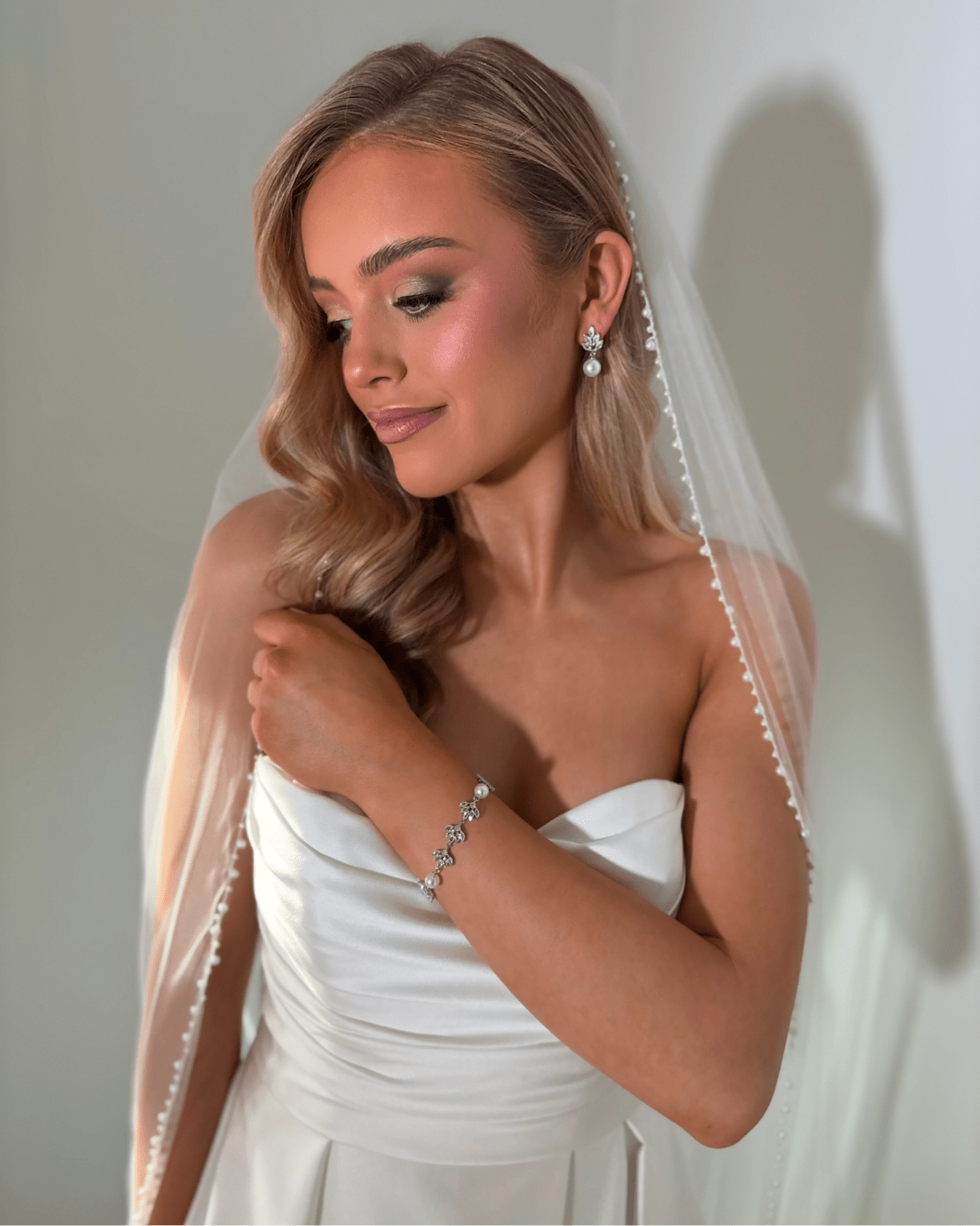 Maisy - Silver Pearl Earring