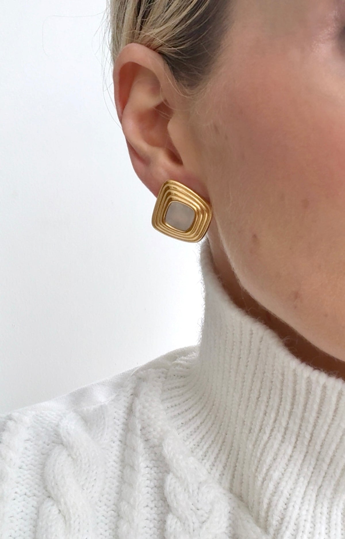 Valentina - Gold Cream Earring