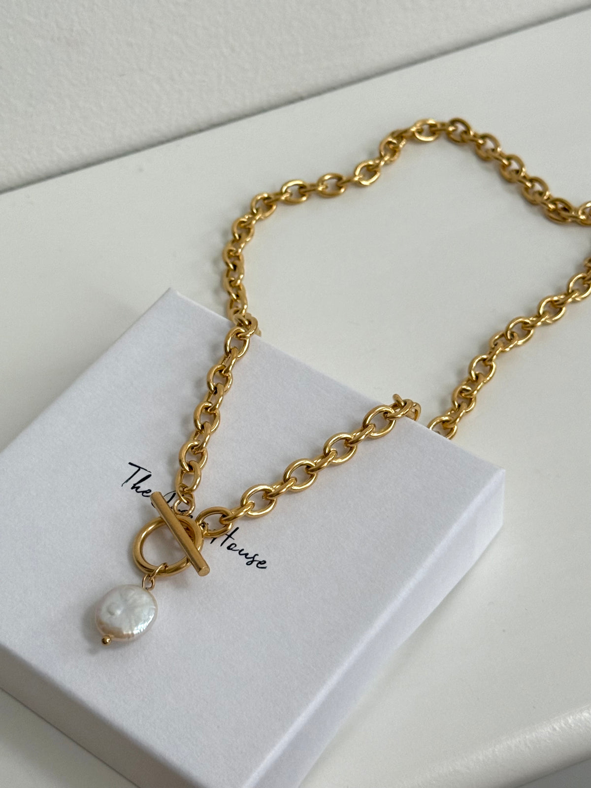 Darcy - Gold Pearl Necklace