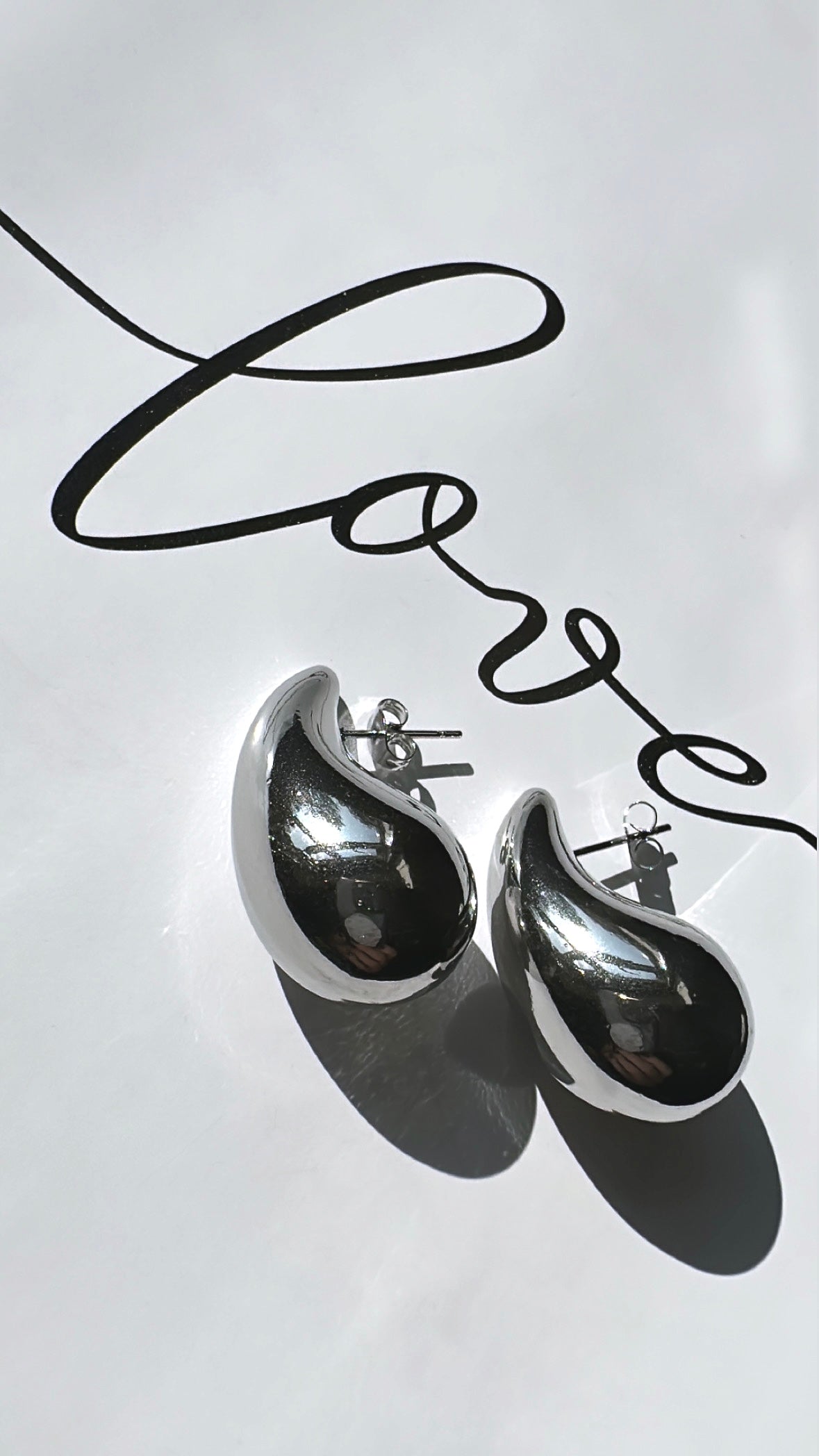 Maria silver dome larger earring 