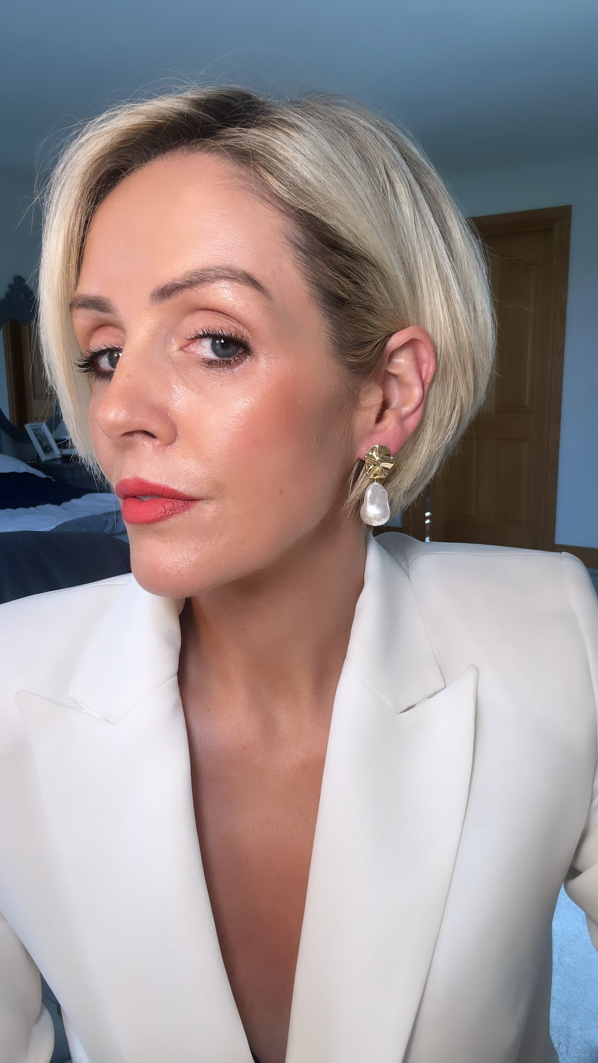 Indigo gold|pearl earring 