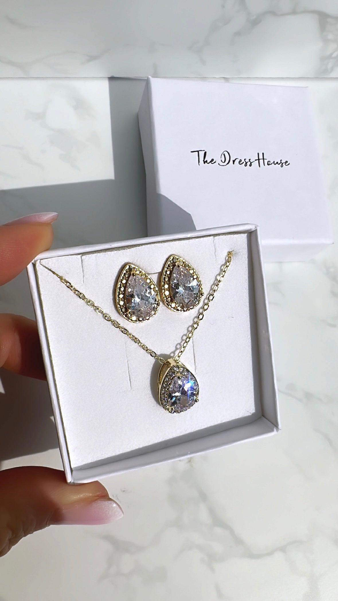 Jenna gold set ✨ inc gift box