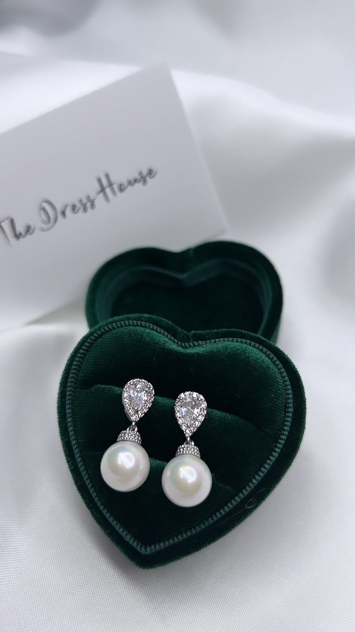 Lena pearl drops silver