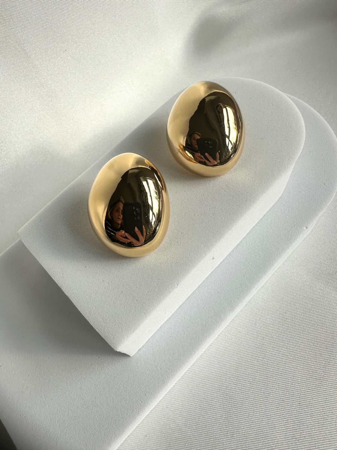 Cleo large gold