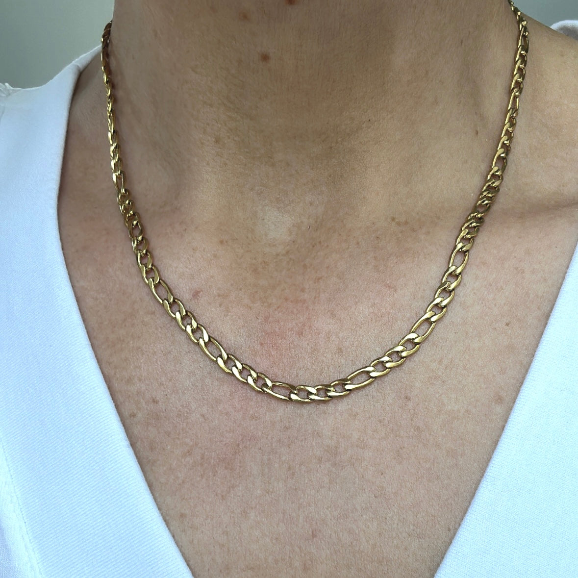 Millie gold necklace 