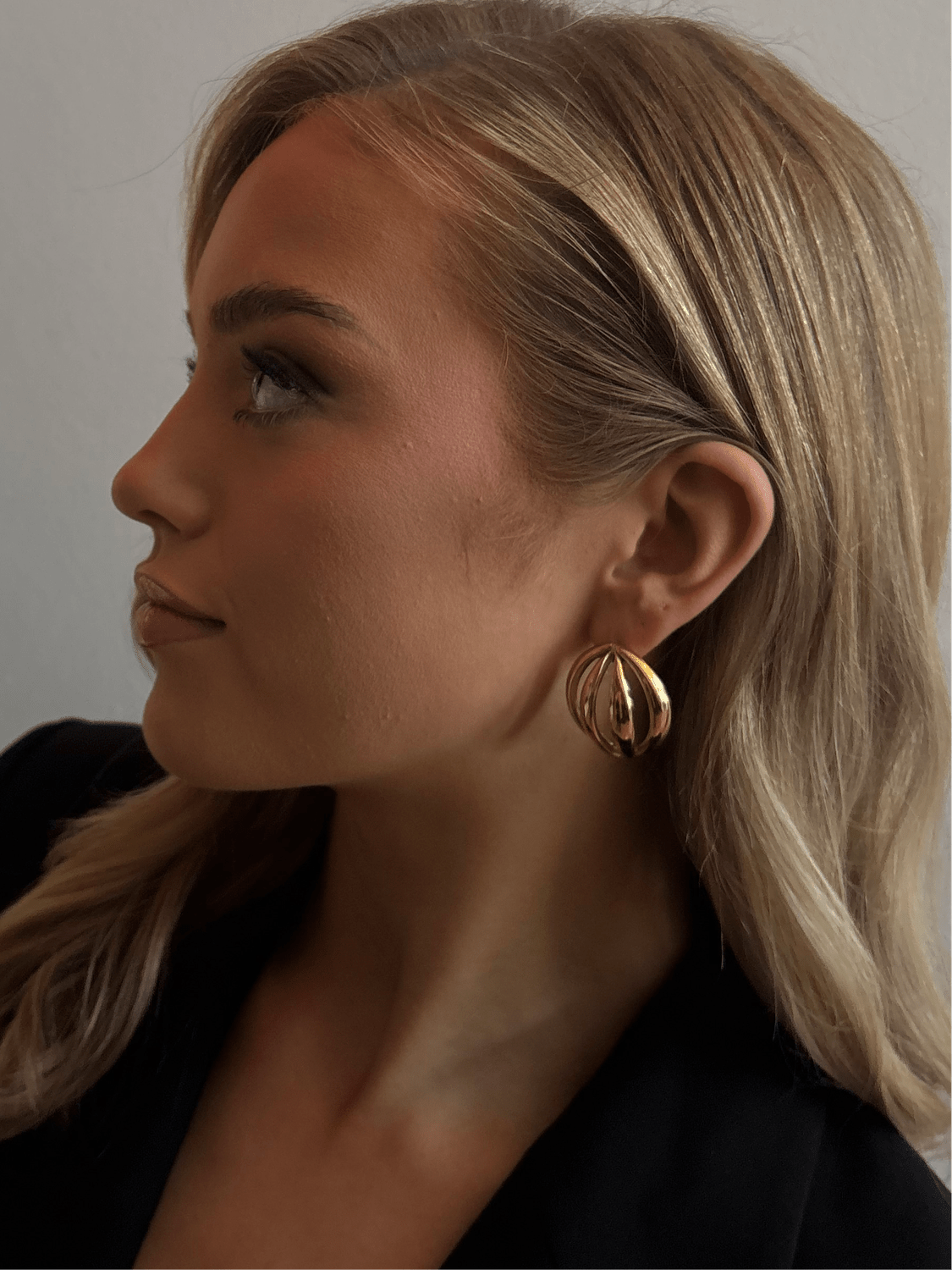 Adele - Gold Statement Earring