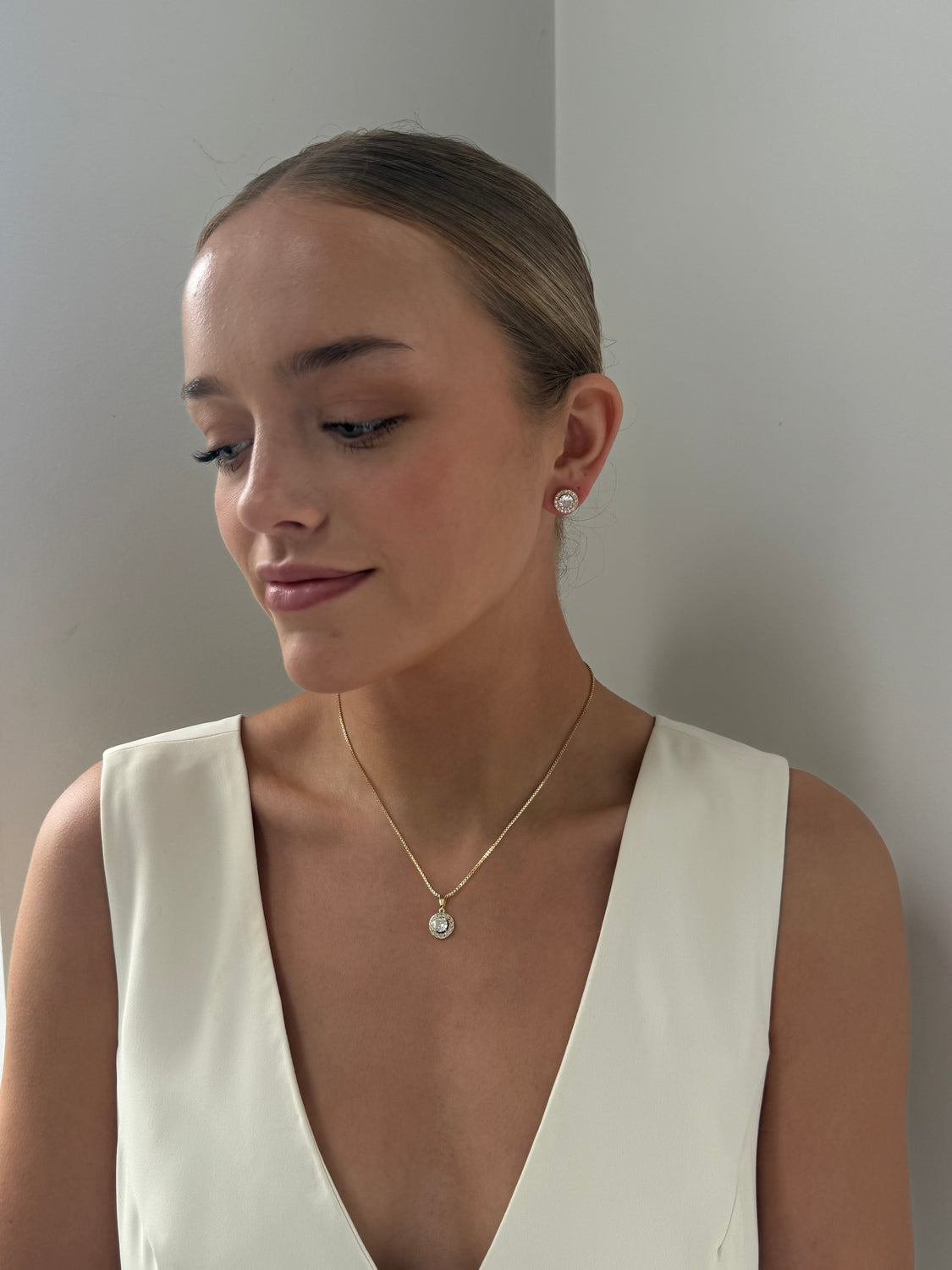 Dora - Gold Diamanté Necklace Earring Gift Set