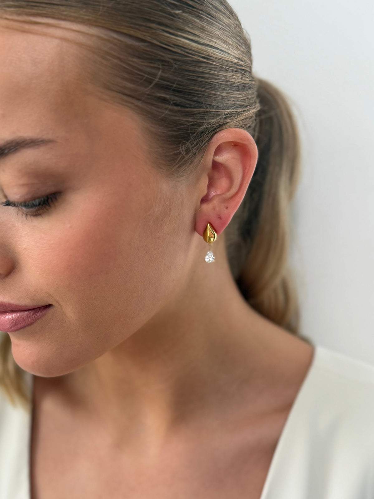 Taylor - Gold Earring