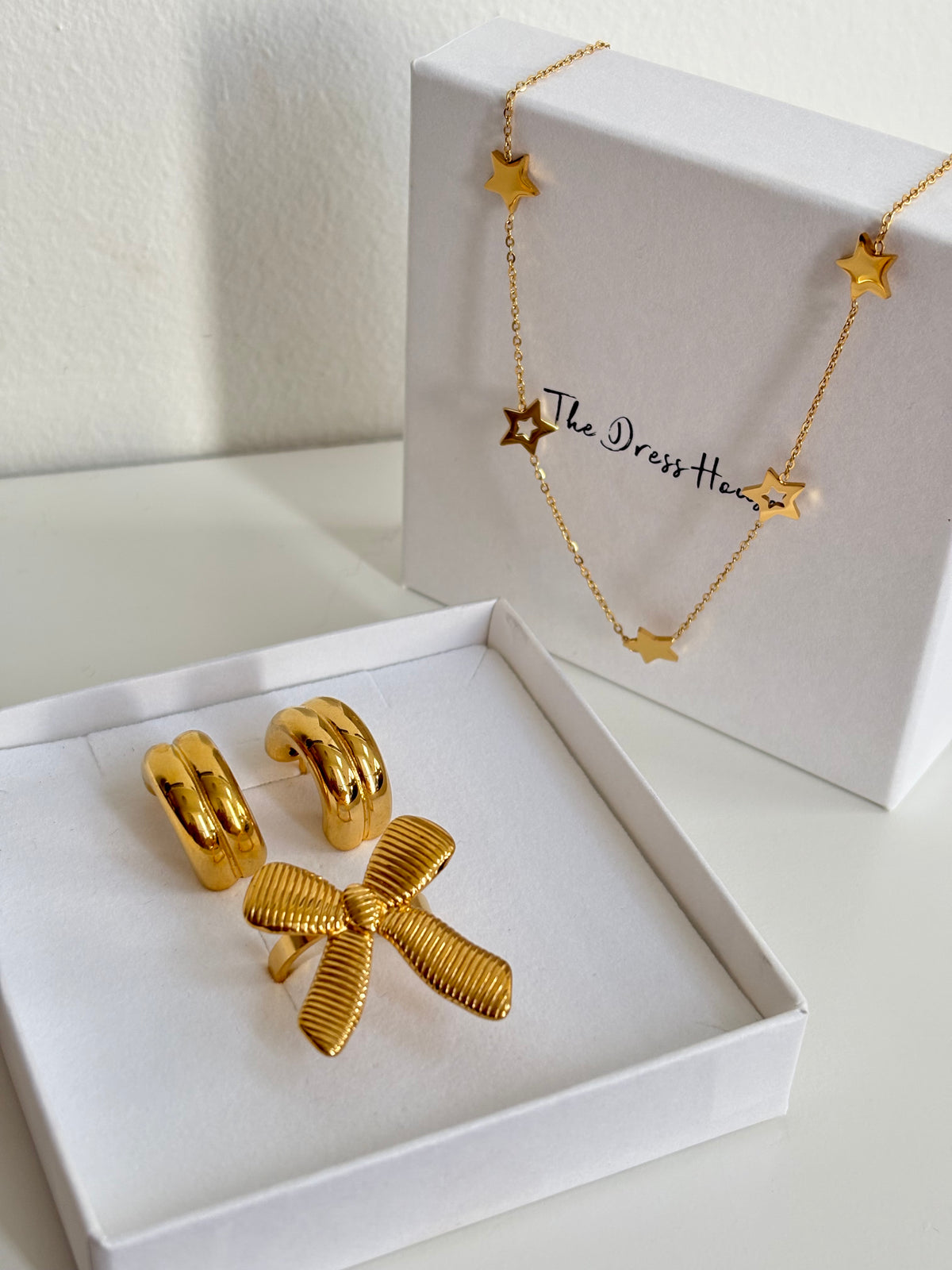Dress House Gift Set 61 - Gold Necklace Ring Earring